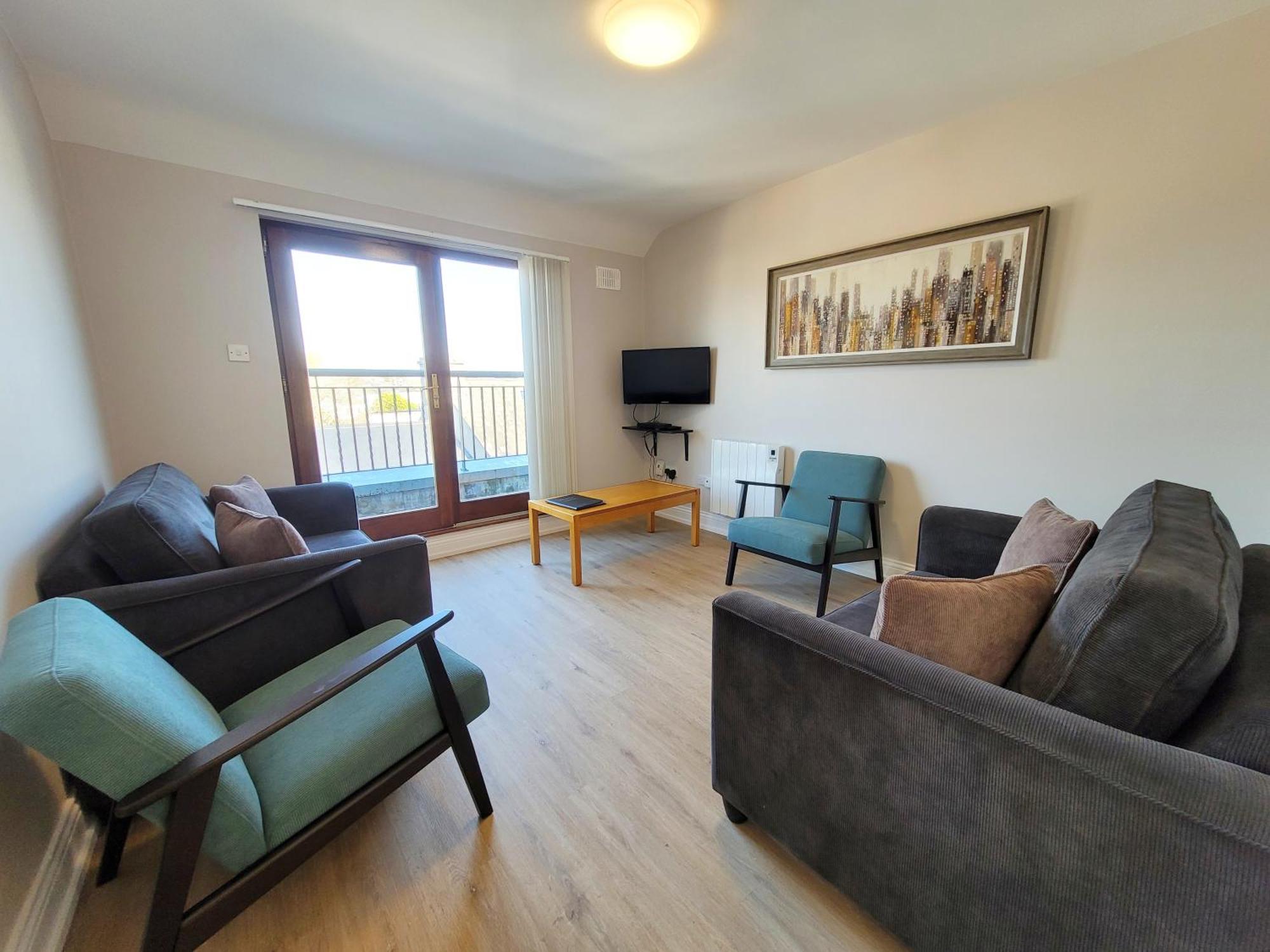 Donegan Court Aparthotel Galway Exteriör bild