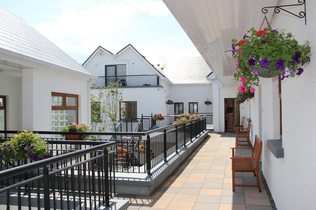 Donegan Court Aparthotel Galway Rum bild