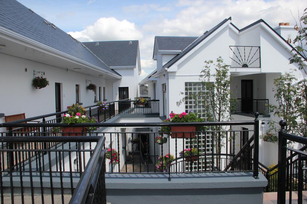 Donegan Court Aparthotel Galway Rum bild