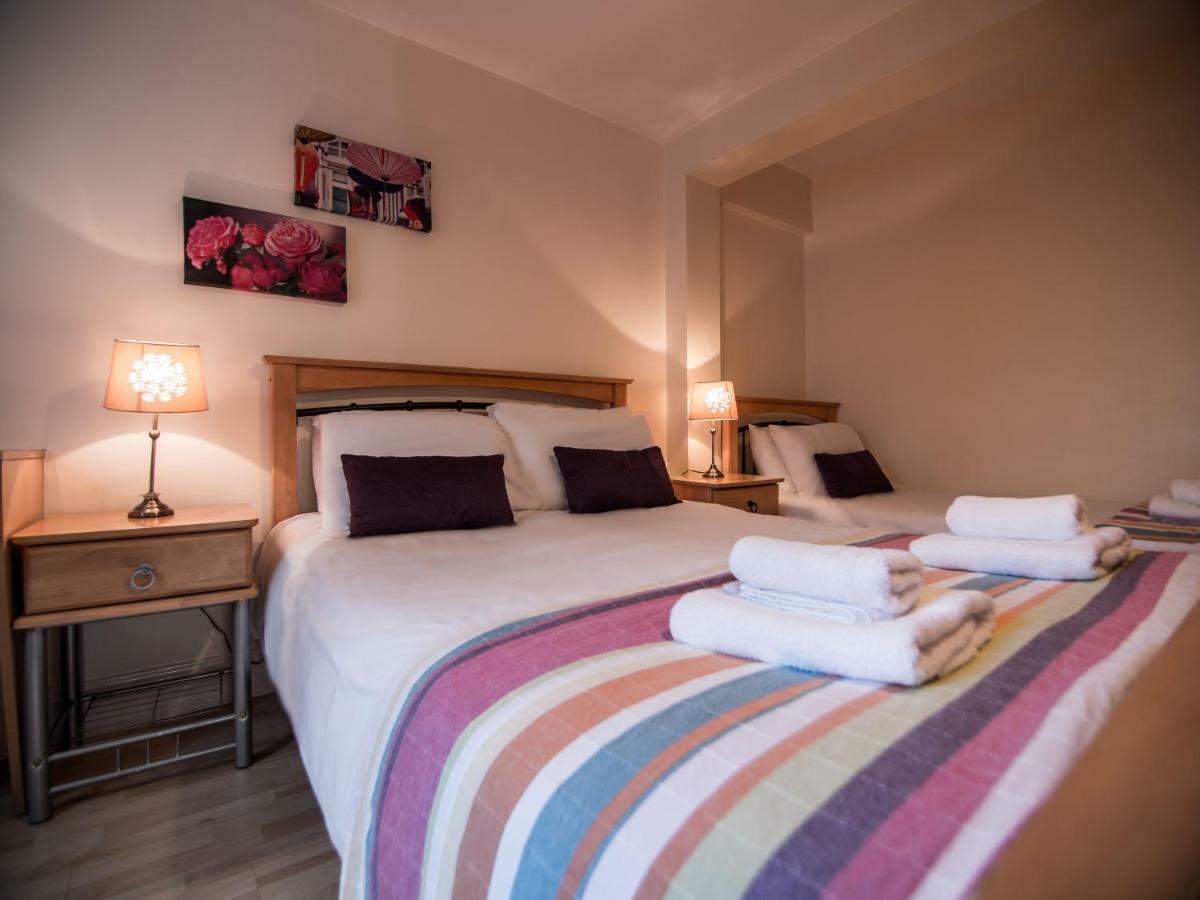 Donegan Court Aparthotel Galway Exteriör bild