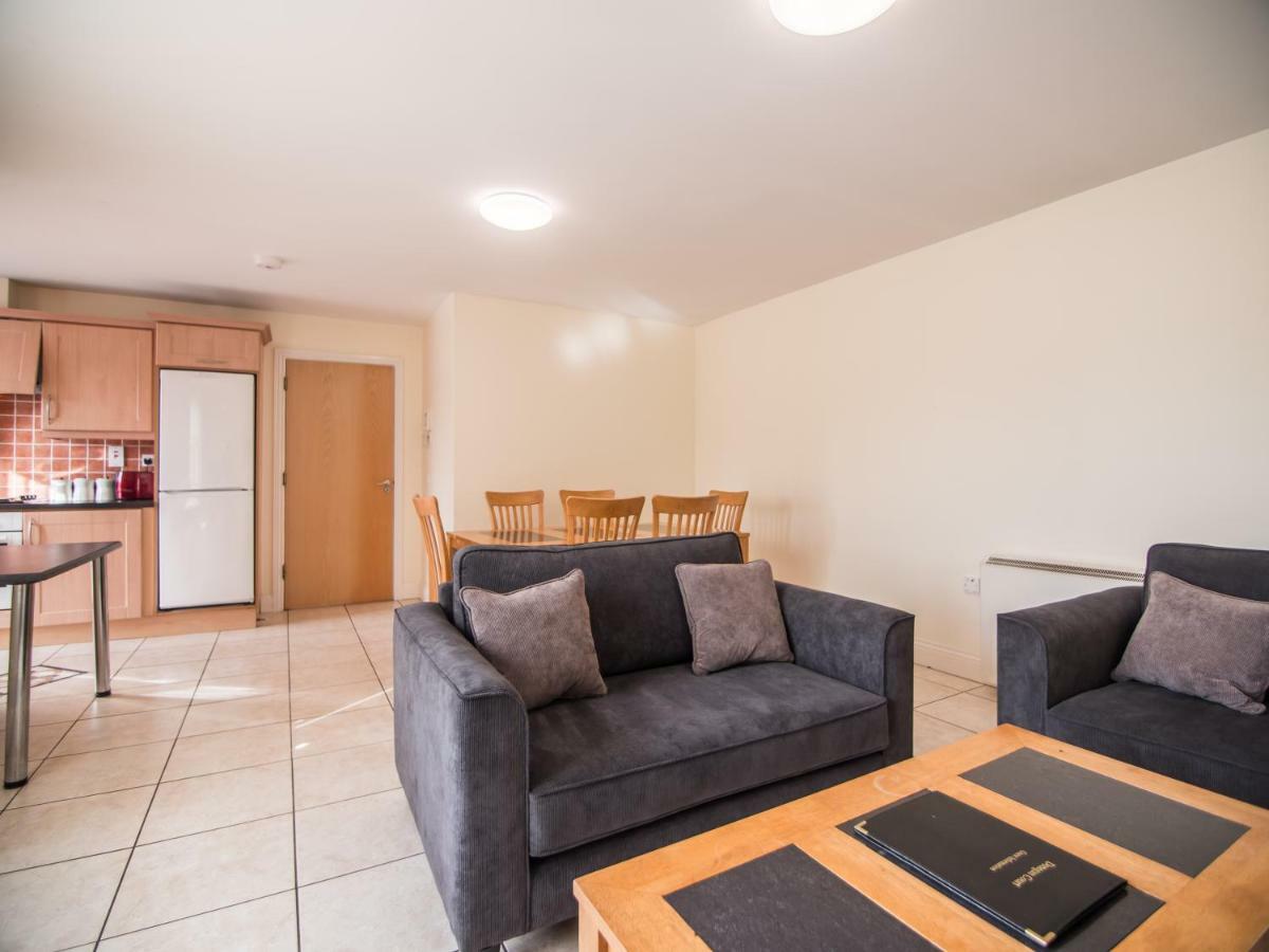 Donegan Court Aparthotel Galway Exteriör bild
