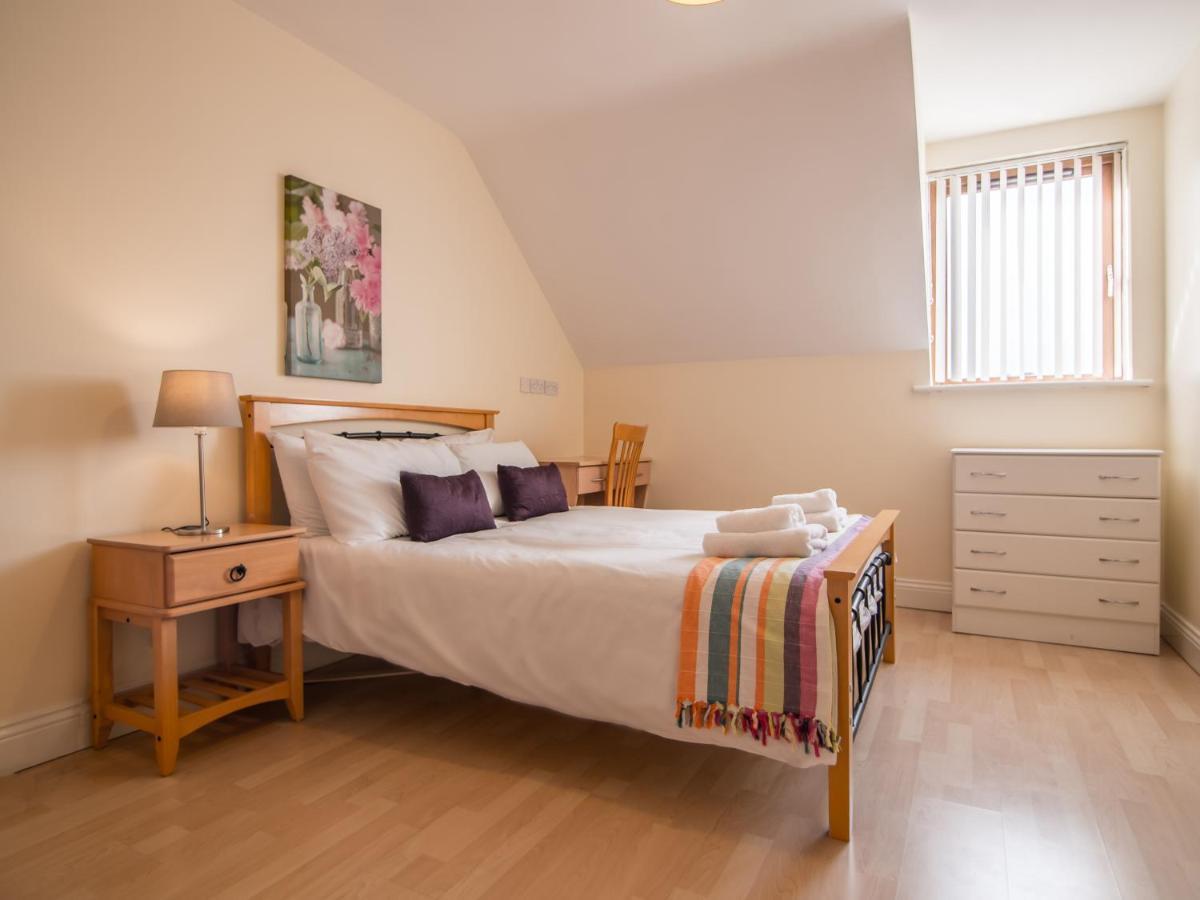 Donegan Court Aparthotel Galway Exteriör bild