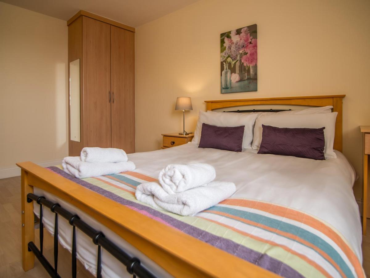 Donegan Court Aparthotel Galway Exteriör bild